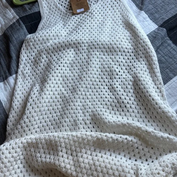 Elegant Cream Knit Swim Cover-Up - Picture 6 of 13